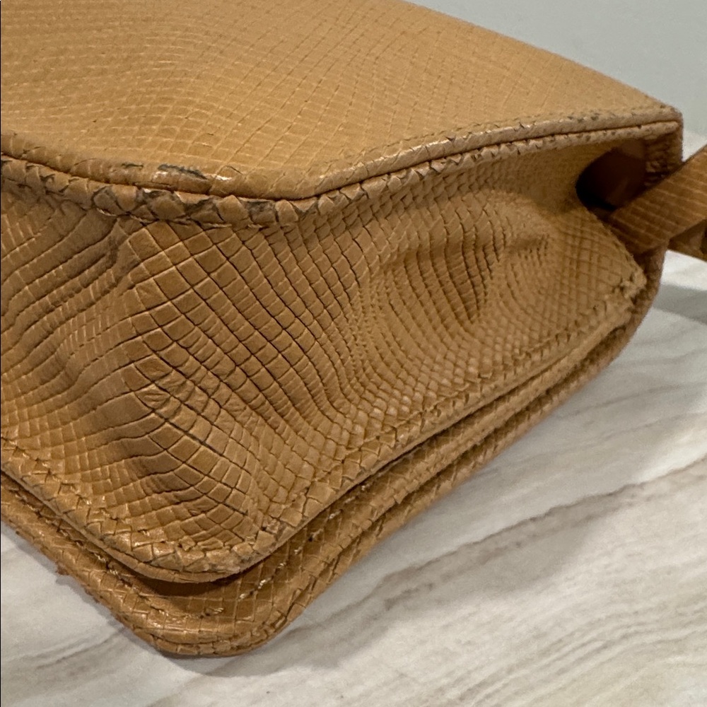 Longchamp Bag Tan Pressed Leather Wallet Crossbody Bag - Picture 14 of 17